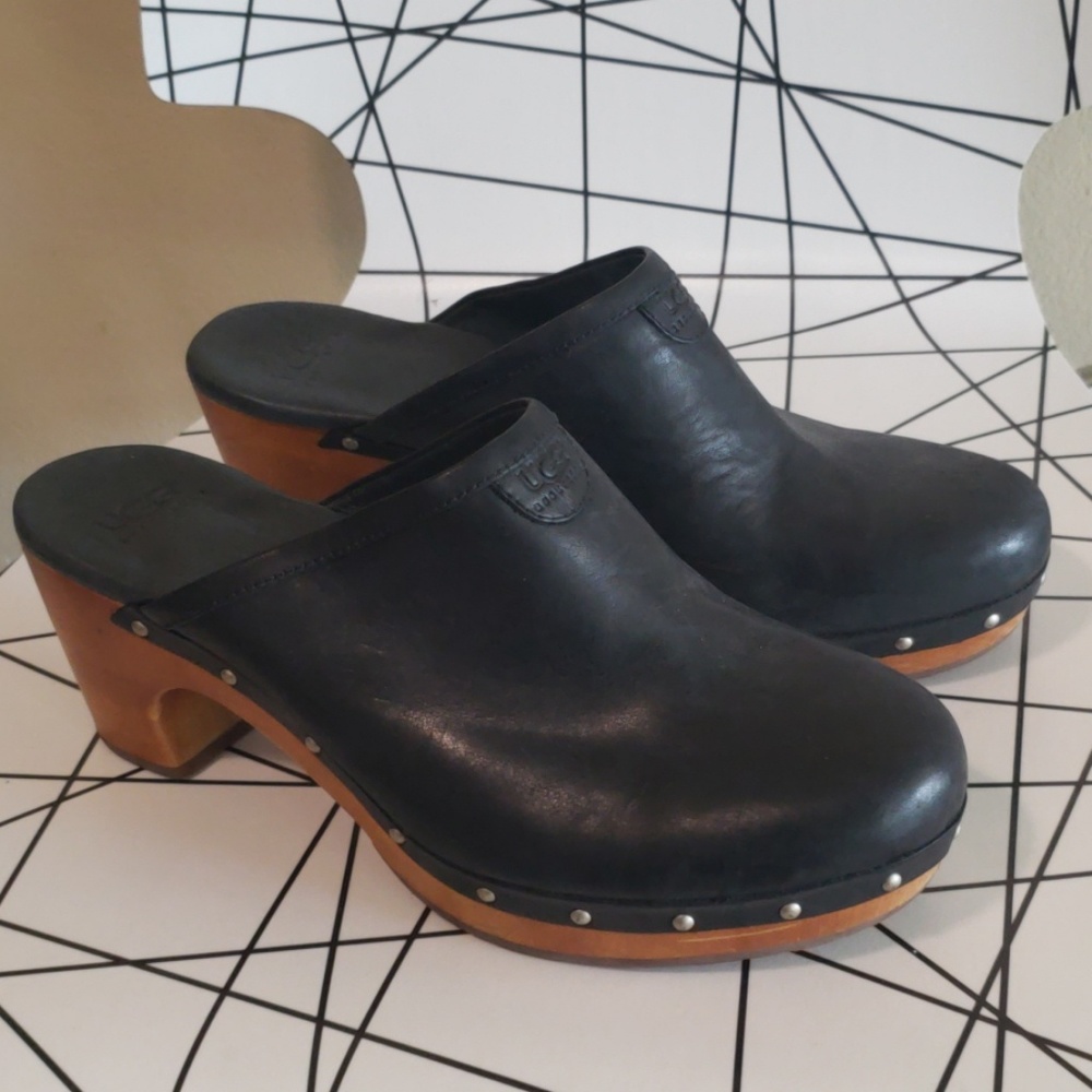 UGG Clogs